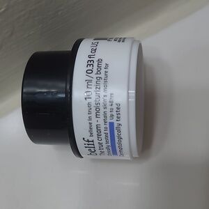 belif The True Cream Moisturizing Bomb with Peptide and Ceramide